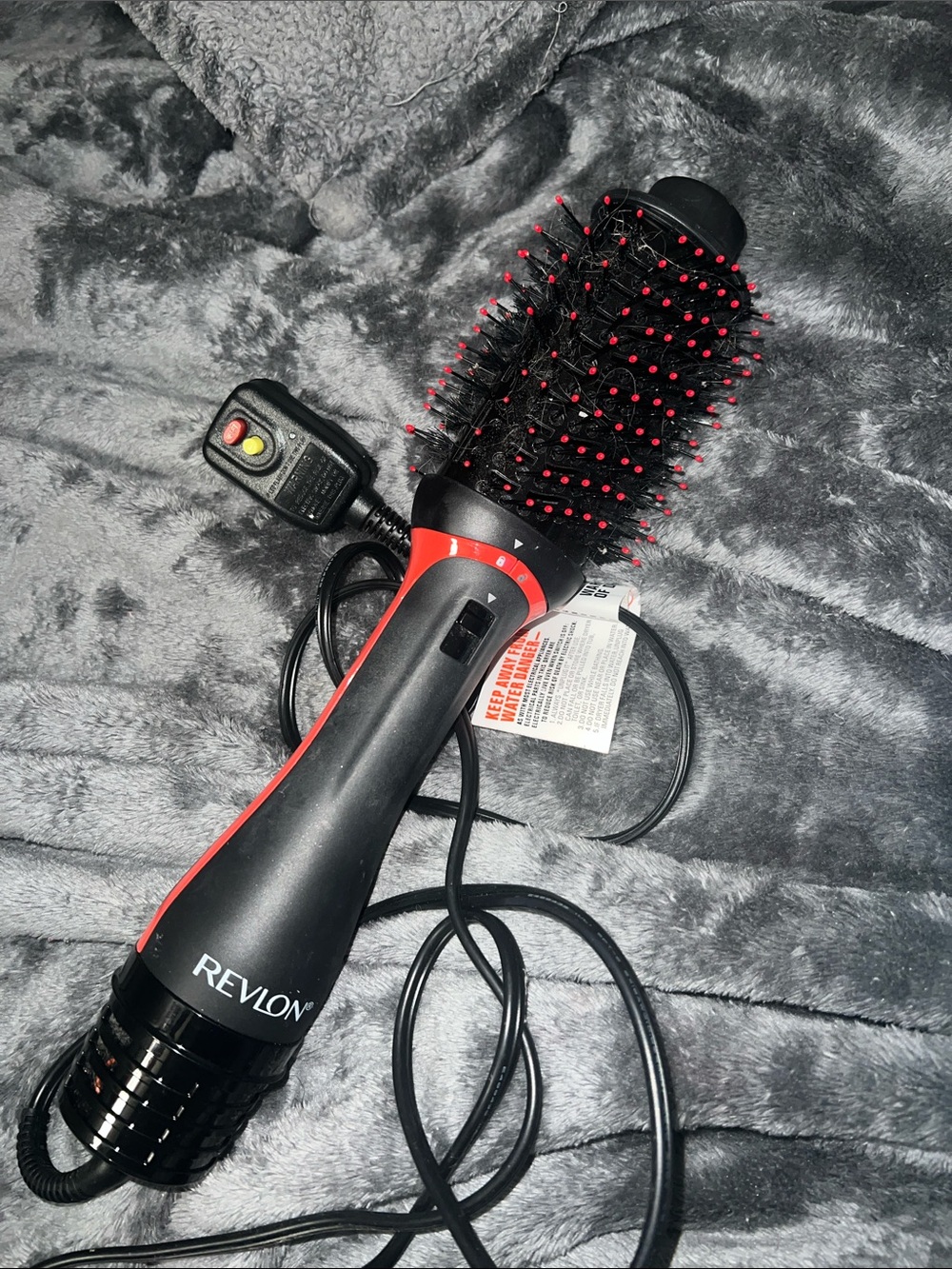 Revlon Black & Red Volumizing Hot Air Brush